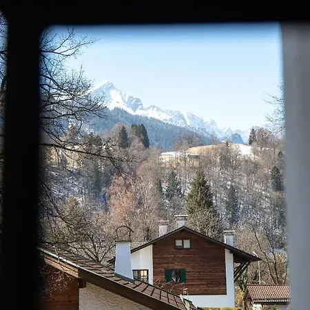 Alpen Loggia Apartment